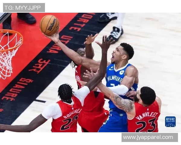 带伤闪耀！巴恩斯助猛龙大捷雄鹿