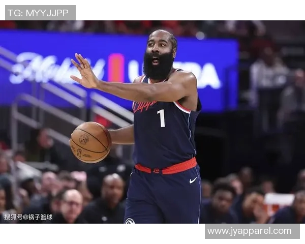 美媒更新交易市场5条大鱼：哈登受多队追捧，勇士或大代价追浓眉